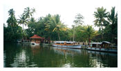 Houseboat Vaikom